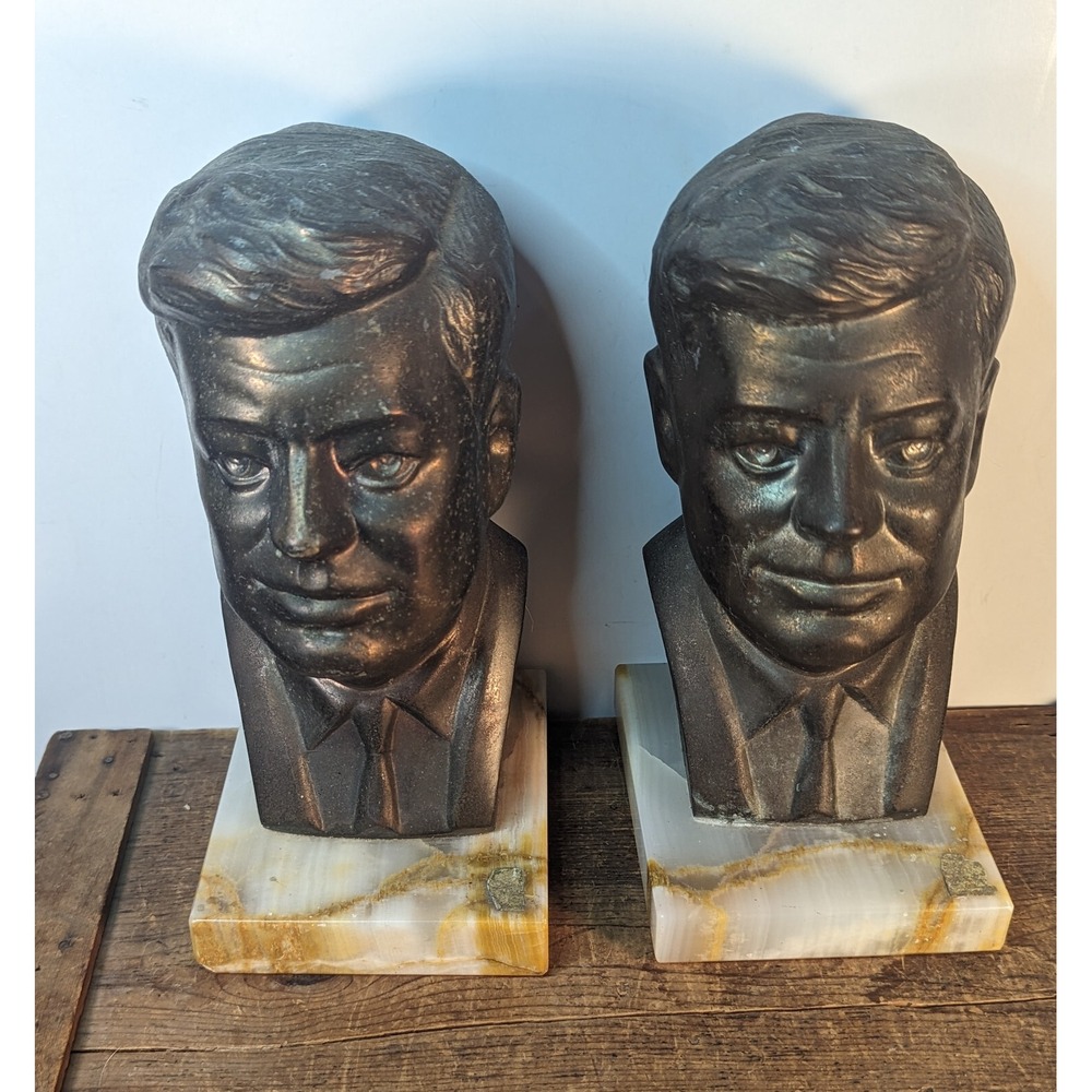 Paire of Vintage Bronze JFK Kennedy Bust Bookends on marble bases